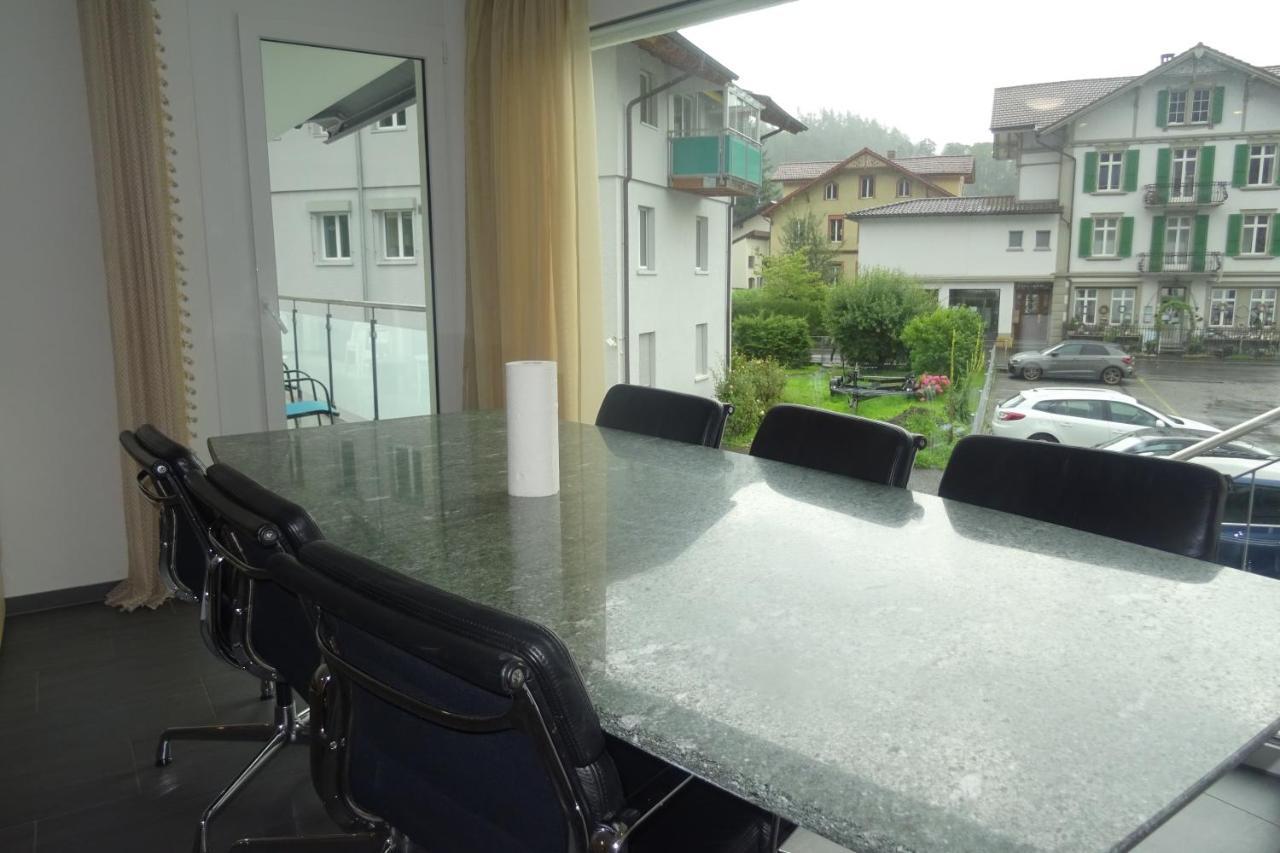 The Golf Apartments Interlaken Exteriör bild