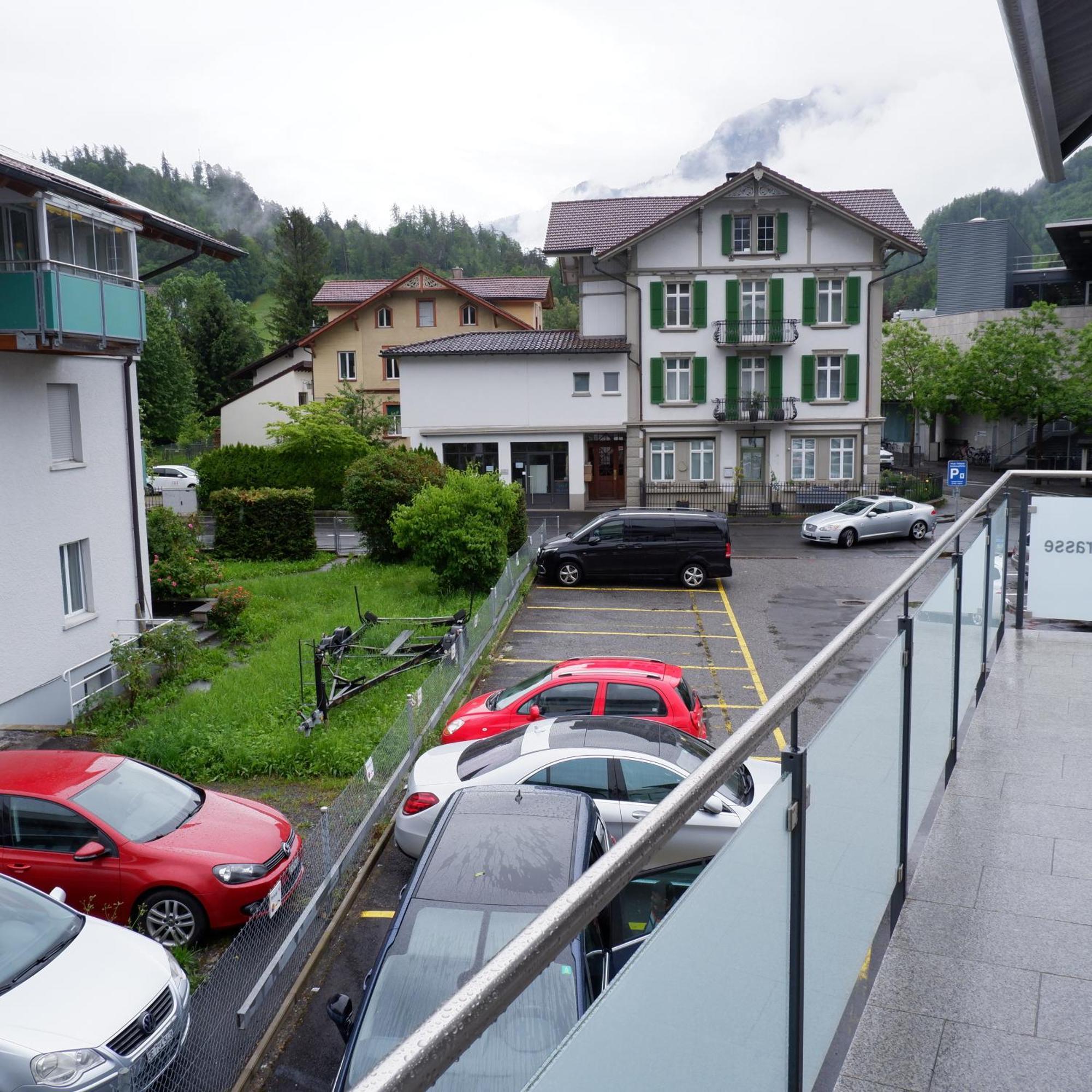 The Golf Apartments Interlaken Exteriör bild